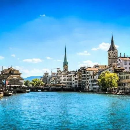 Apartment Studio, 3 Min Walk To Main Stationhb Leon - Self Checkin *